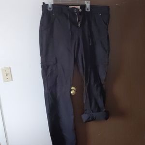 Black cargo pants that turn into capris!